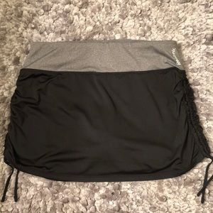 Black Reebok skort M.